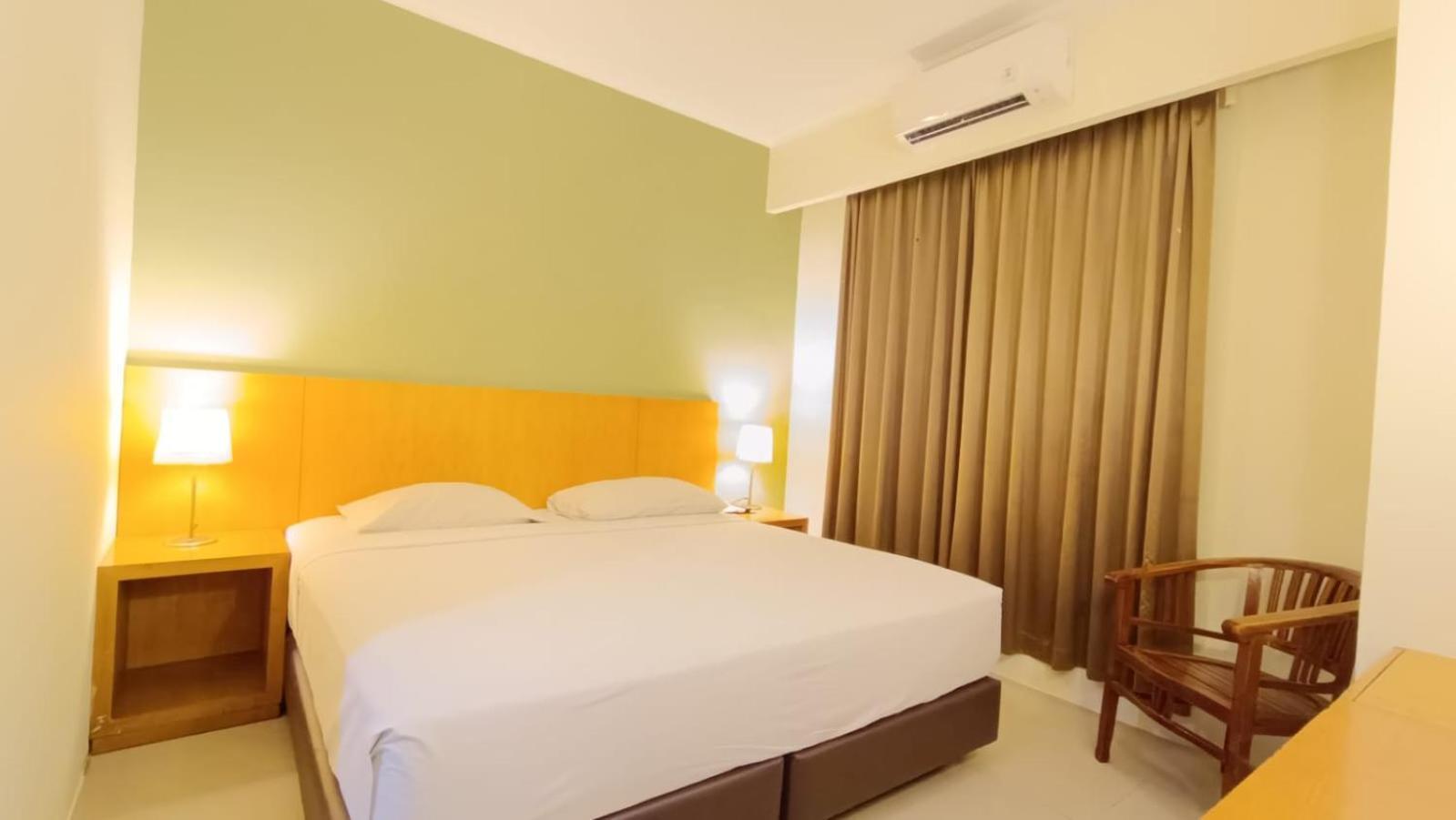 Hotel Wisata Палембанг Экстерьер фото